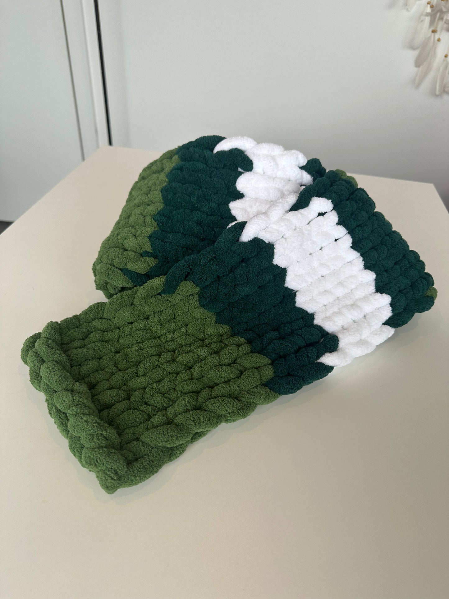 Chunky Knit Scarf Green, Sage & White