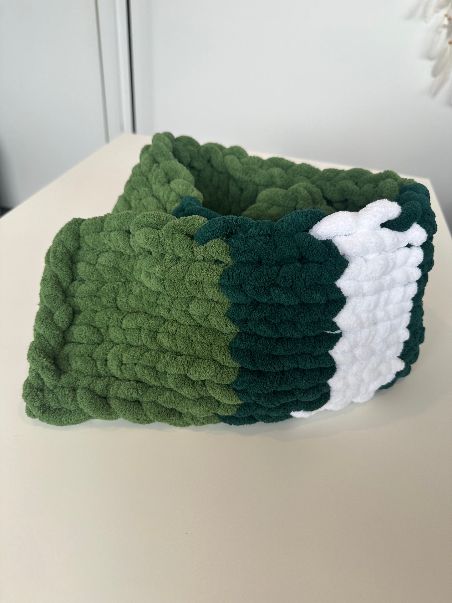 Chunky Knit Scarf Green, Sage & White