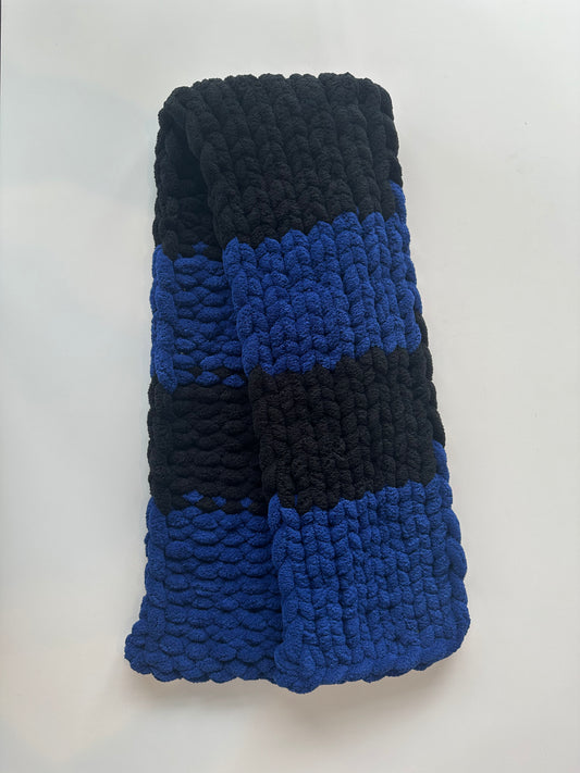 Chunky Knit Scarf Blue & Black